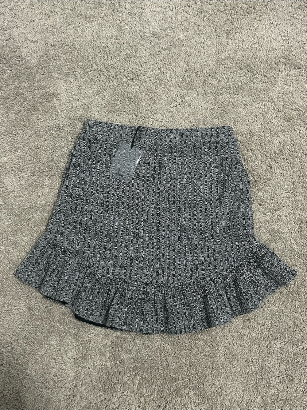 NBD Women’s Gray Tweed Ruffle Hem Mini Skirt Lined Zip Size M